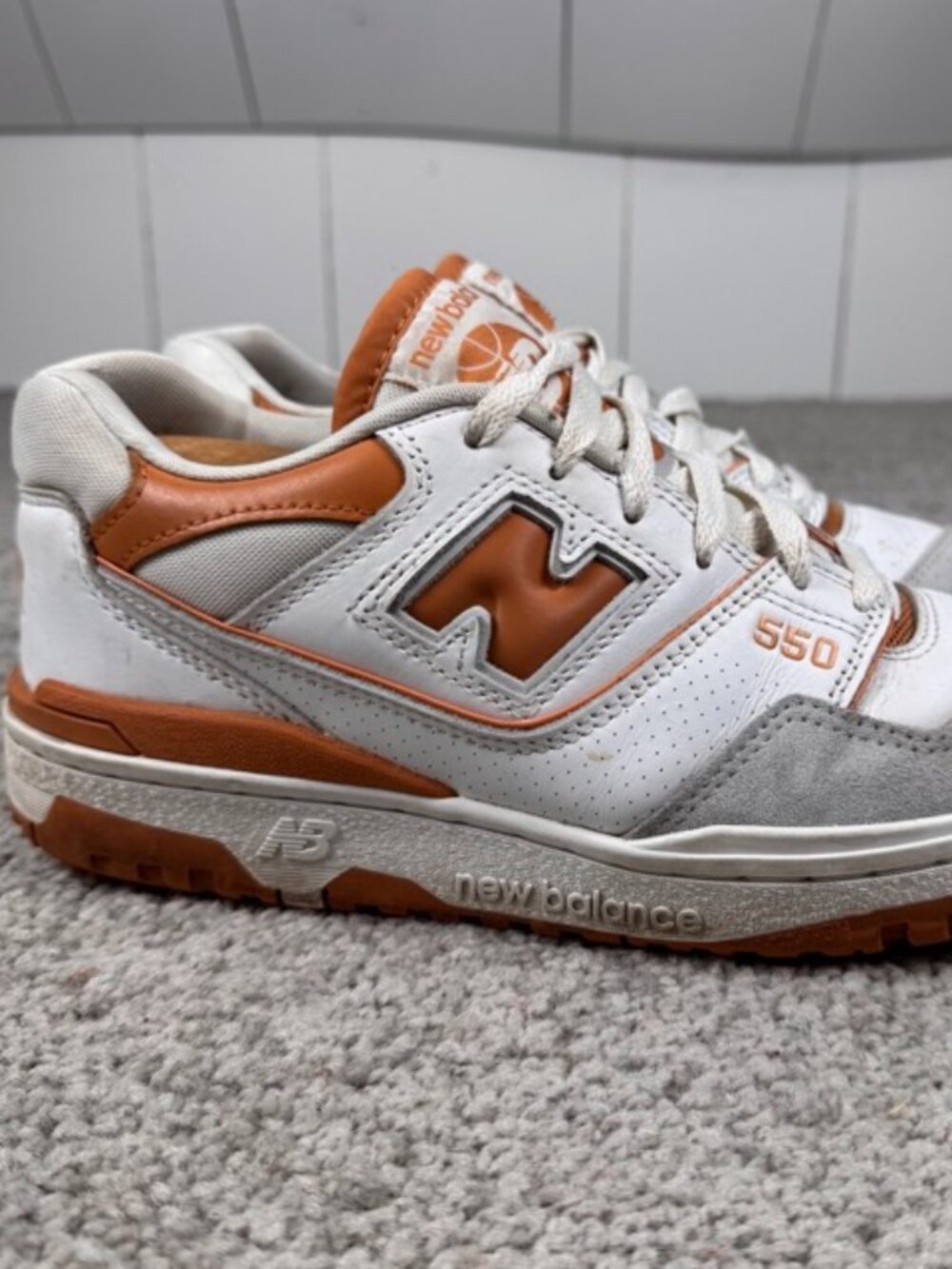 New Balance 550 White Burnt Orange Sneaker Shoes Low Top Mens Size 8 D Width